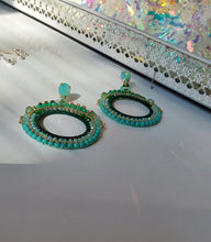 Load image into Gallery viewer, Jewel Top Ring Drop event earrings - Green/Gold