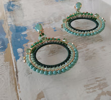 Load image into Gallery viewer, Jewel Top Ring Drop event earrings - Green/Gold