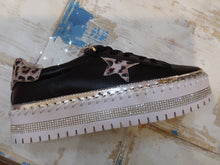 Load image into Gallery viewer, Ameise Leather Sneakers - Manny - Black