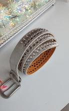 Load image into Gallery viewer, Italian Star - Valili Leather Belt - Silver
