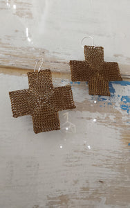 Seriously Designed - Mesh Crosses