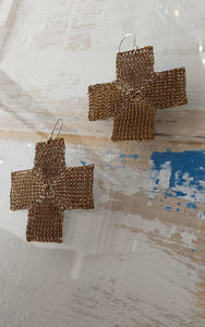 Seriously Designed - Mesh Crosses