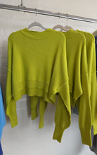 Load image into Gallery viewer, Cropped Ribbed Sweater - Lime
