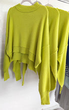 Load image into Gallery viewer, Cropped Ribbed Sweater - Lime
