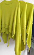 Load image into Gallery viewer, Cropped Ribbed Sweater - Lime
