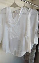 Load image into Gallery viewer, Net Star hooded Jacket - White
