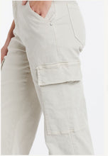 Load image into Gallery viewer, Italian Star - Cargo Pant - Beige
