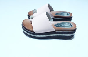 Ameise Shoes - Shine- Leather Platform slides - Nude