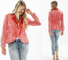 Load image into Gallery viewer, Aratta - Colonel Jacket - Raspberry
