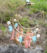 Load image into Gallery viewer, Miss June -  Earings - Coral
