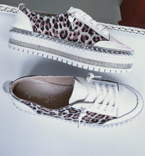 Load image into Gallery viewer, Ameise - Leather Sneakers - Prada - White
