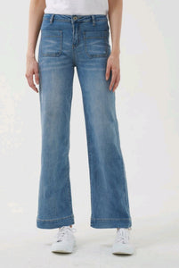 Italian Star - Macey Straight Leg Jeans - Light wash