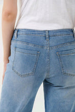 Load image into Gallery viewer, Italian Star - Macey Straight Leg Jeans - Light wash
